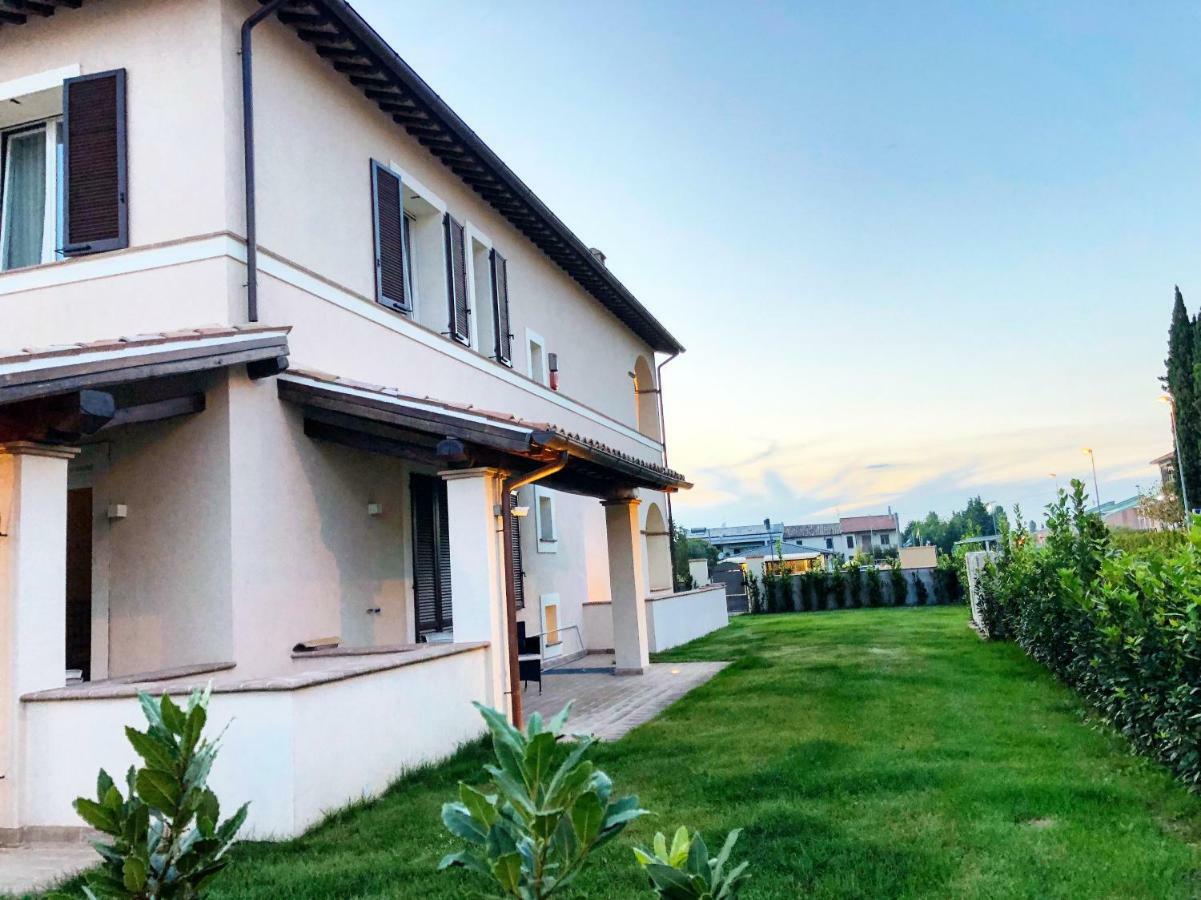 Villa Pirignano Foligno Eksteriør billede