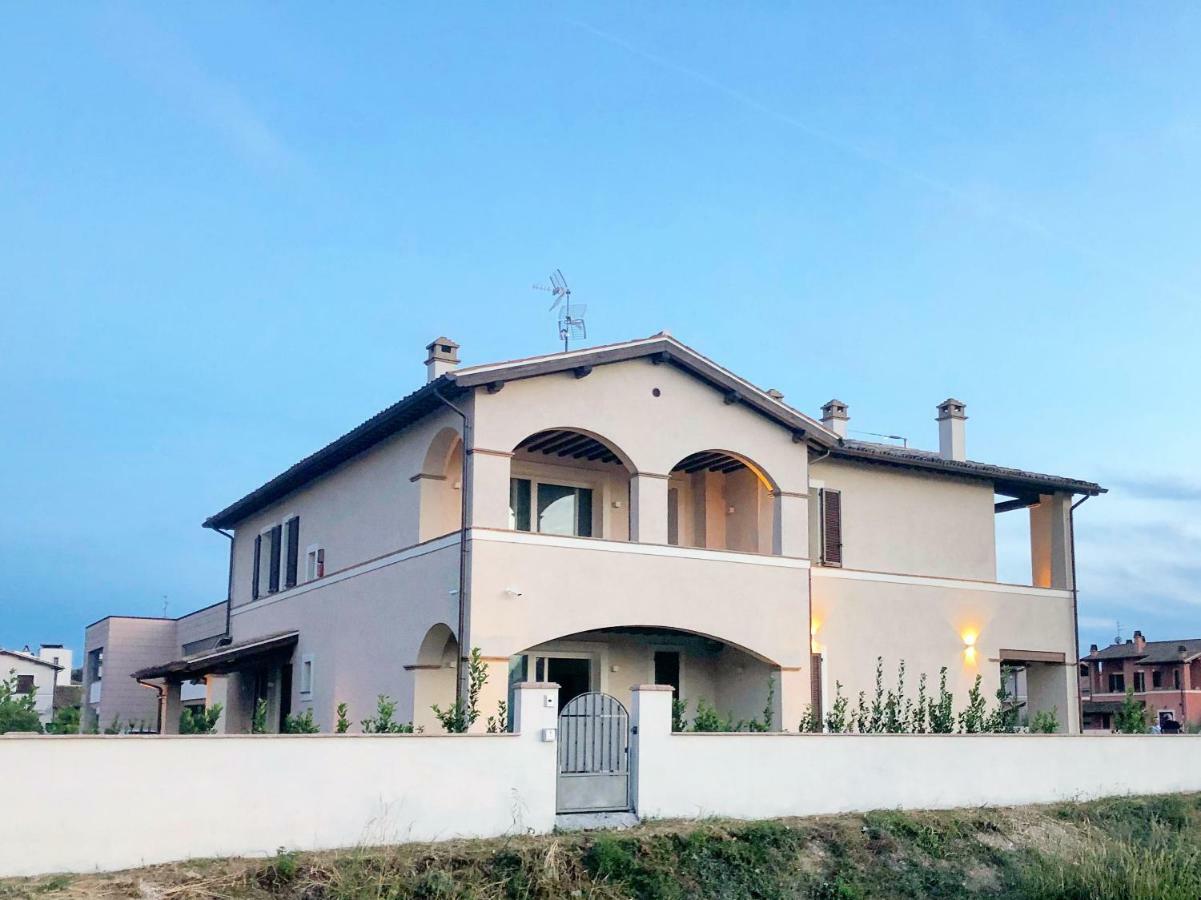Villa Pirignano Foligno Eksteriør billede